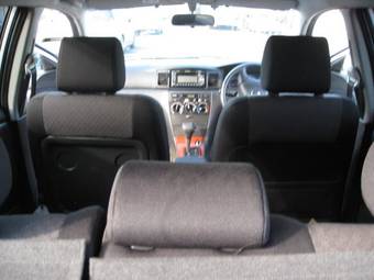 2003 Toyota Allex Images