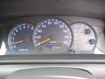 2003 Toyota Allex Images