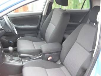 2003 Toyota Allex Pictures