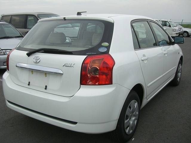 2004 Toyota Allex