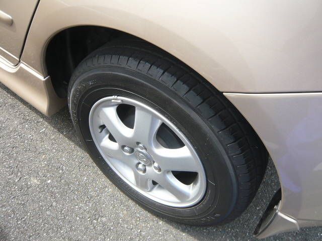 2004 Toyota Allex
