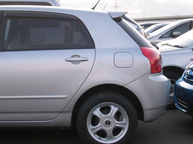 2004 Toyota Allex