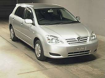 2004 Toyota Allex Photos