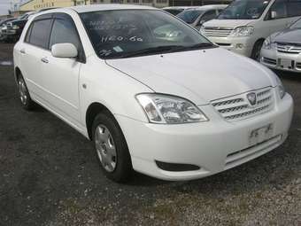 2004 Toyota Allex Pictures
