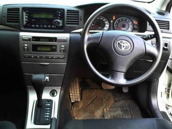 2004 Toyota Allex Photos