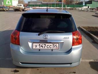 2004 Toyota Allex Pictures