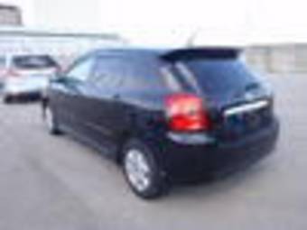2004 Toyota Allex Pictures