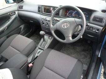 2004 Toyota Allex Images