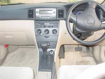 2004 Toyota Allex Pictures