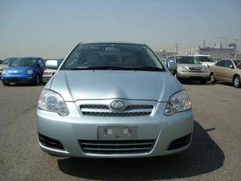 2004 Toyota Allex Photos