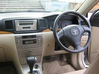 2004 Toyota Allex Photos