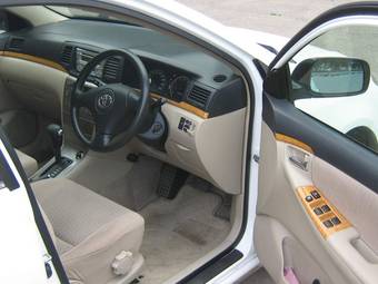 2004 Toyota Allex Images