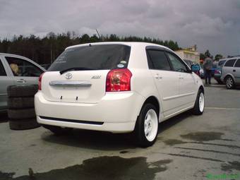 2004 Toyota Allex Photos