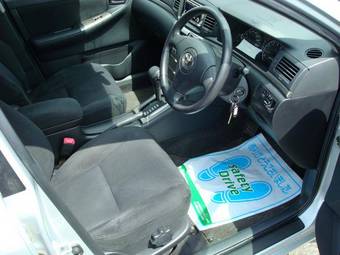 2004 Toyota Allex Pictures