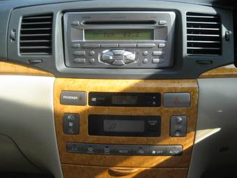 2005 Toyota Allex Images
