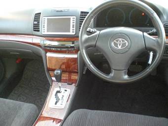 2005 Toyota Allex Photos