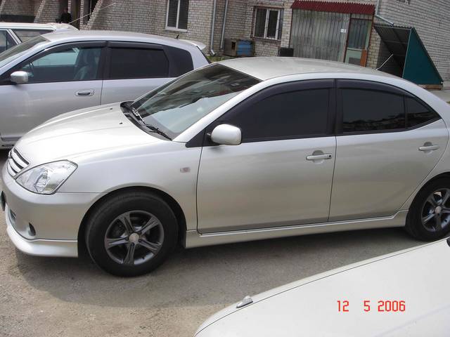 2001 Toyota Allion