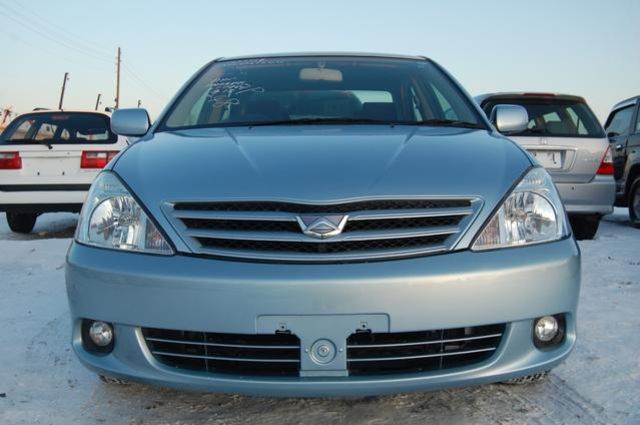 2001 Toyota Allion