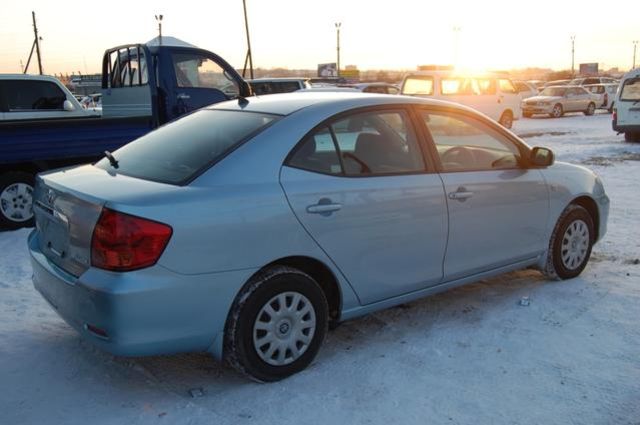 2001 Toyota Allion