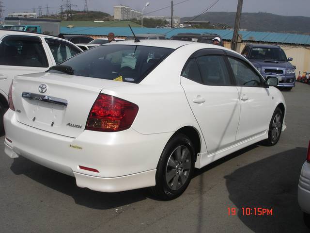 2002 Toyota Allion