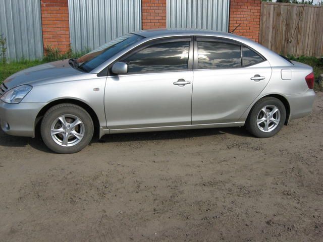 2002 Toyota Allion