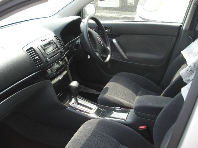 2002 Toyota Allion