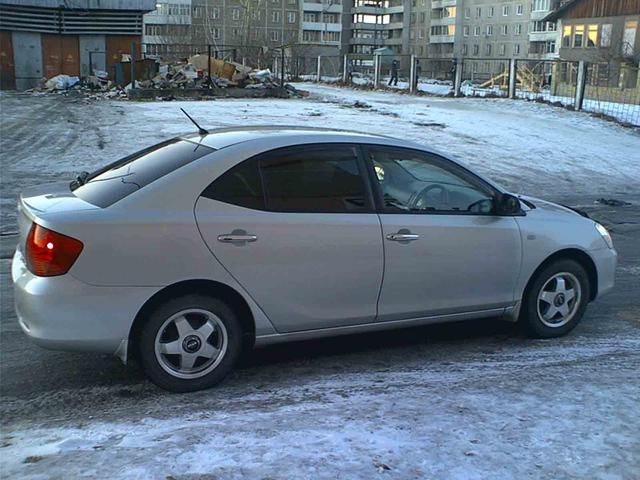 2002 Toyota Allion