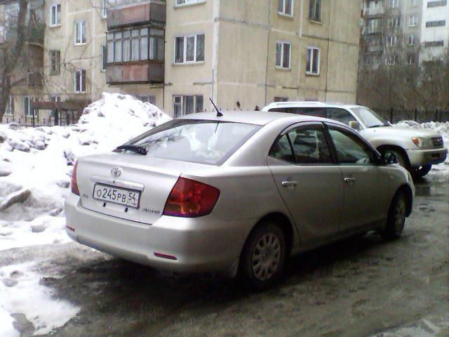 2002 Toyota Allion