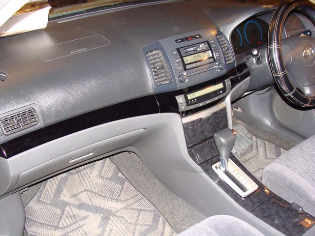 2002 Toyota Allion