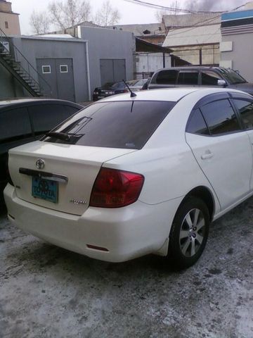 2002 Toyota Allion