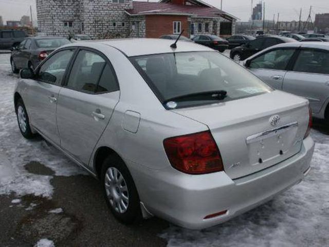 2002 Toyota Allion