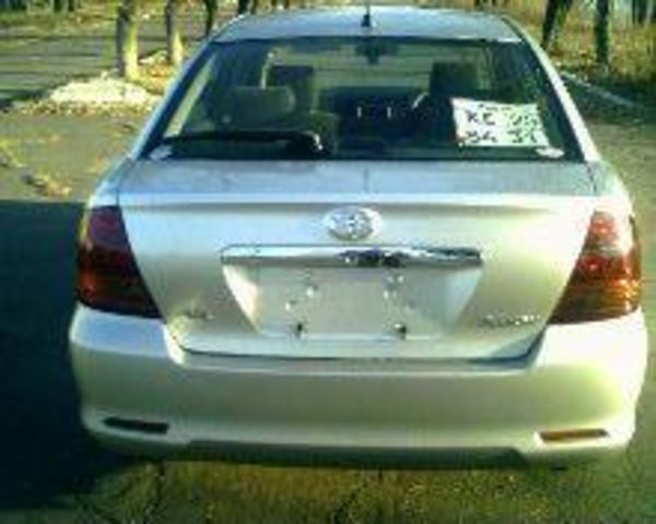 2002 Toyota Allion