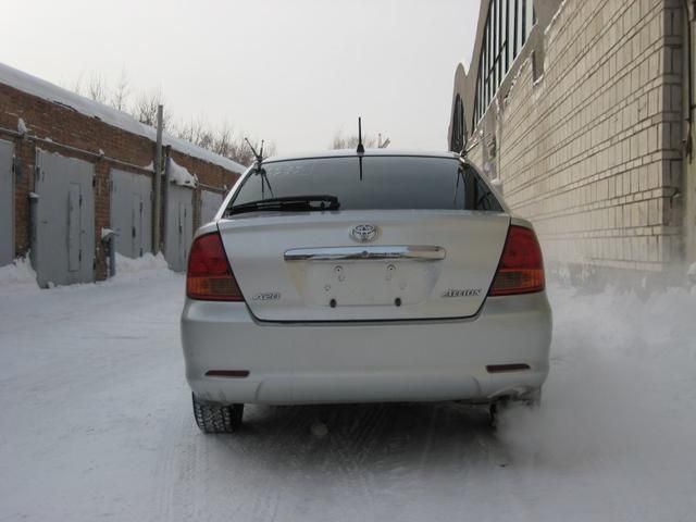 2002 Toyota Allion