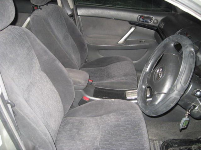 2002 Toyota Allion