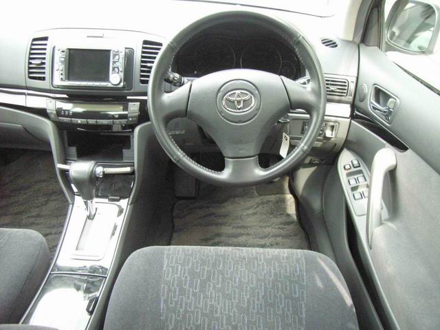 2002 Toyota Allion Pictures