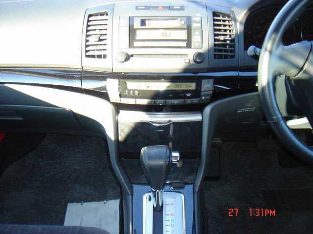 2002 Toyota Allion Photos