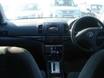 2002 Toyota Allion Photos