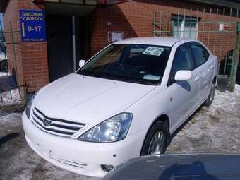 2002 Toyota Allion Photos