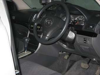 2002 Toyota Allion Pictures