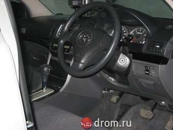 2002 Toyota Allion Photos