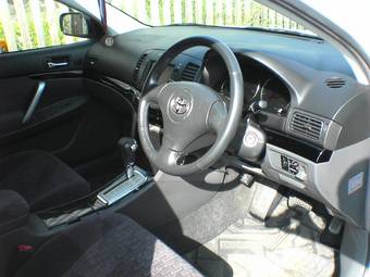 2002 Toyota Allion Photos