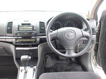 2002 Toyota Allion Photos