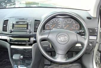 2002 Toyota Allion Photos