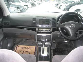 2002 Toyota Allion Pictures