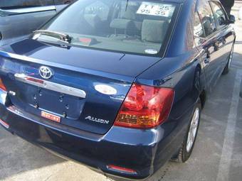 2002 Toyota Allion Pictures
