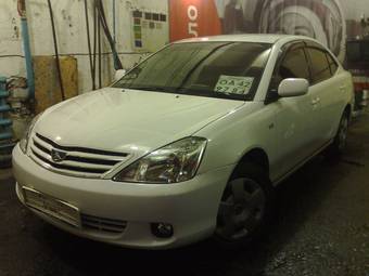 2002 Toyota Allion Photos