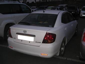 2002 Toyota Allion Photos