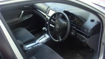 2002 Toyota Allion Photos