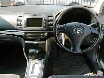 2002 Toyota Allion Photos