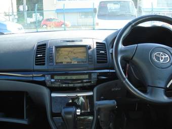 2002 Toyota Allion Photos